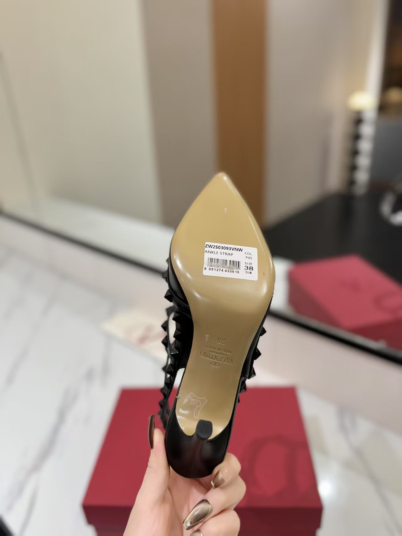 [TOP] VALENTINO Rock Studs High Heel  - Black