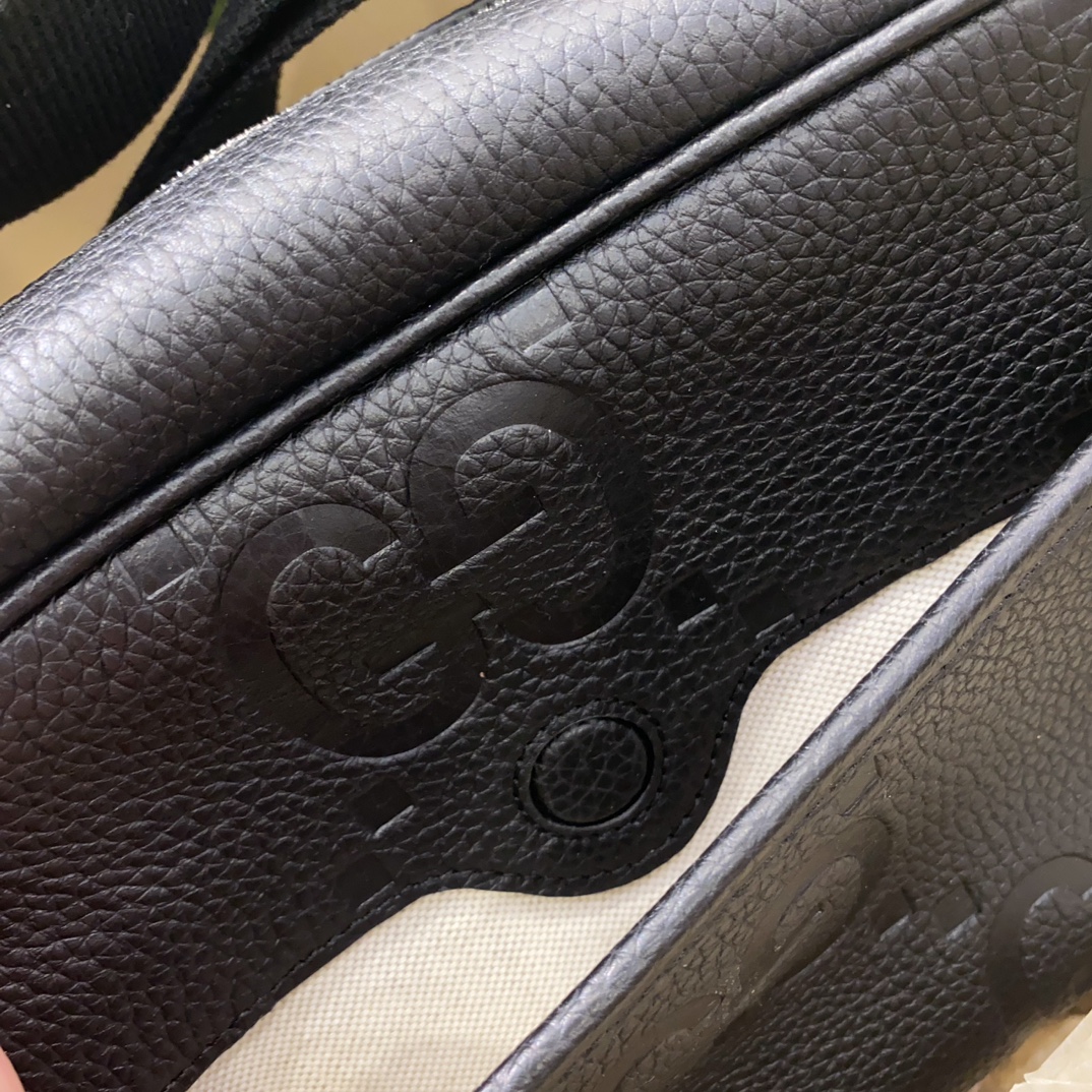 [TOP] GUCCI GG Crossbody Bag 25X16X10cm - Black