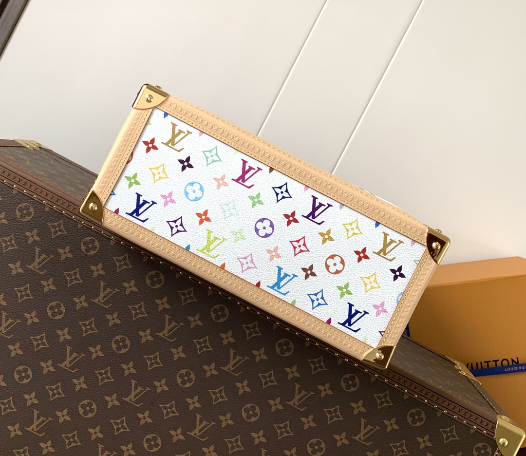 [TOP] Louis Vuitton LV x TM On The Go MM Bag 35 x 27 x 14 cm - White