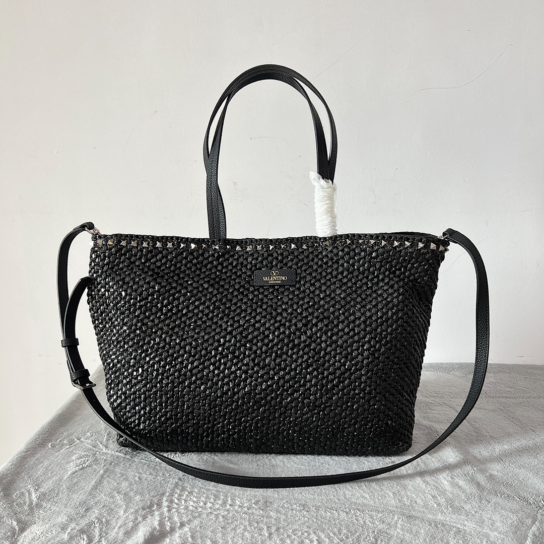[TOP] VALENTINO Garavani Rockstud Woven Shopping Bag 48*27.5*12.5cm - Black