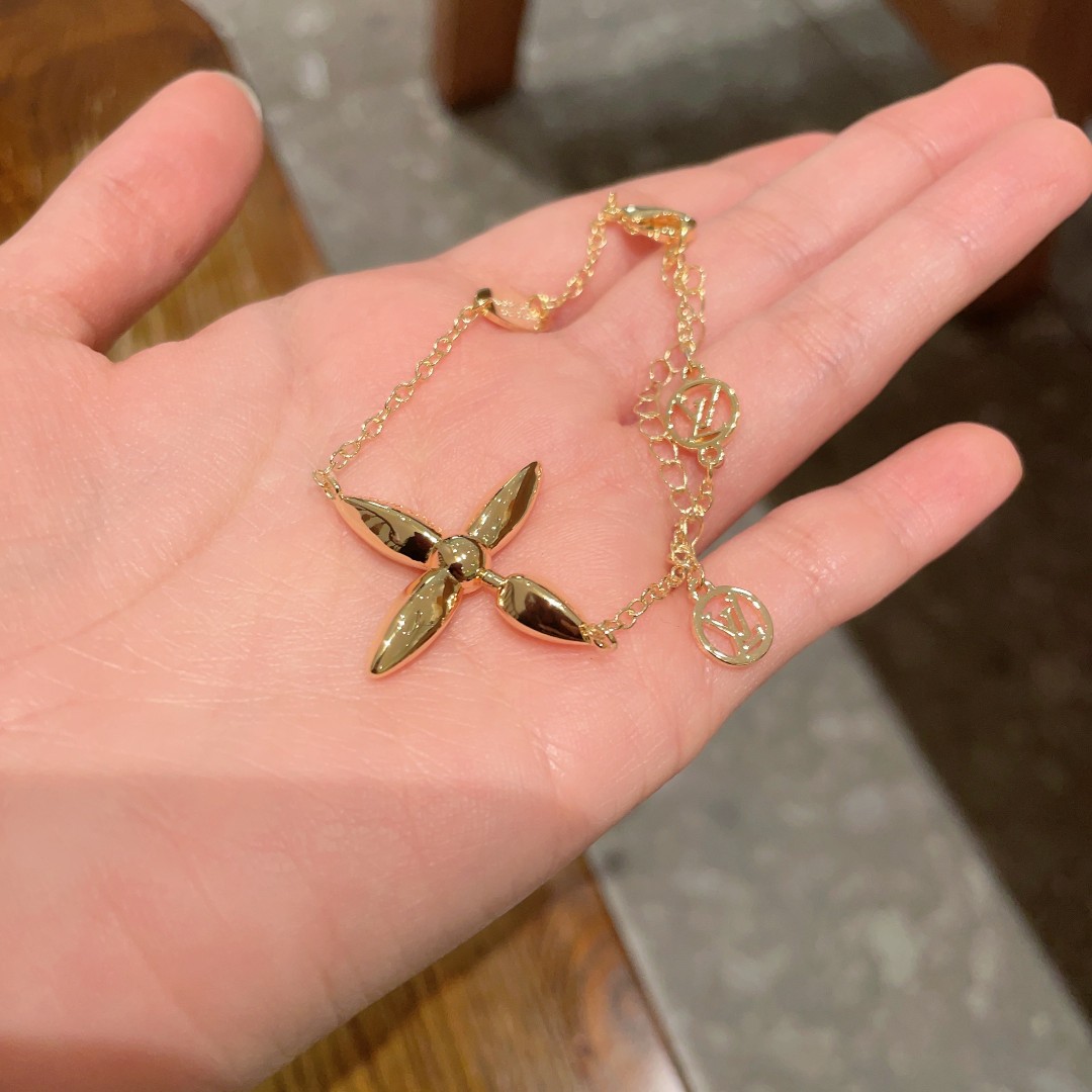[TOP] Louis Vuitton LV Bracelet - Gold