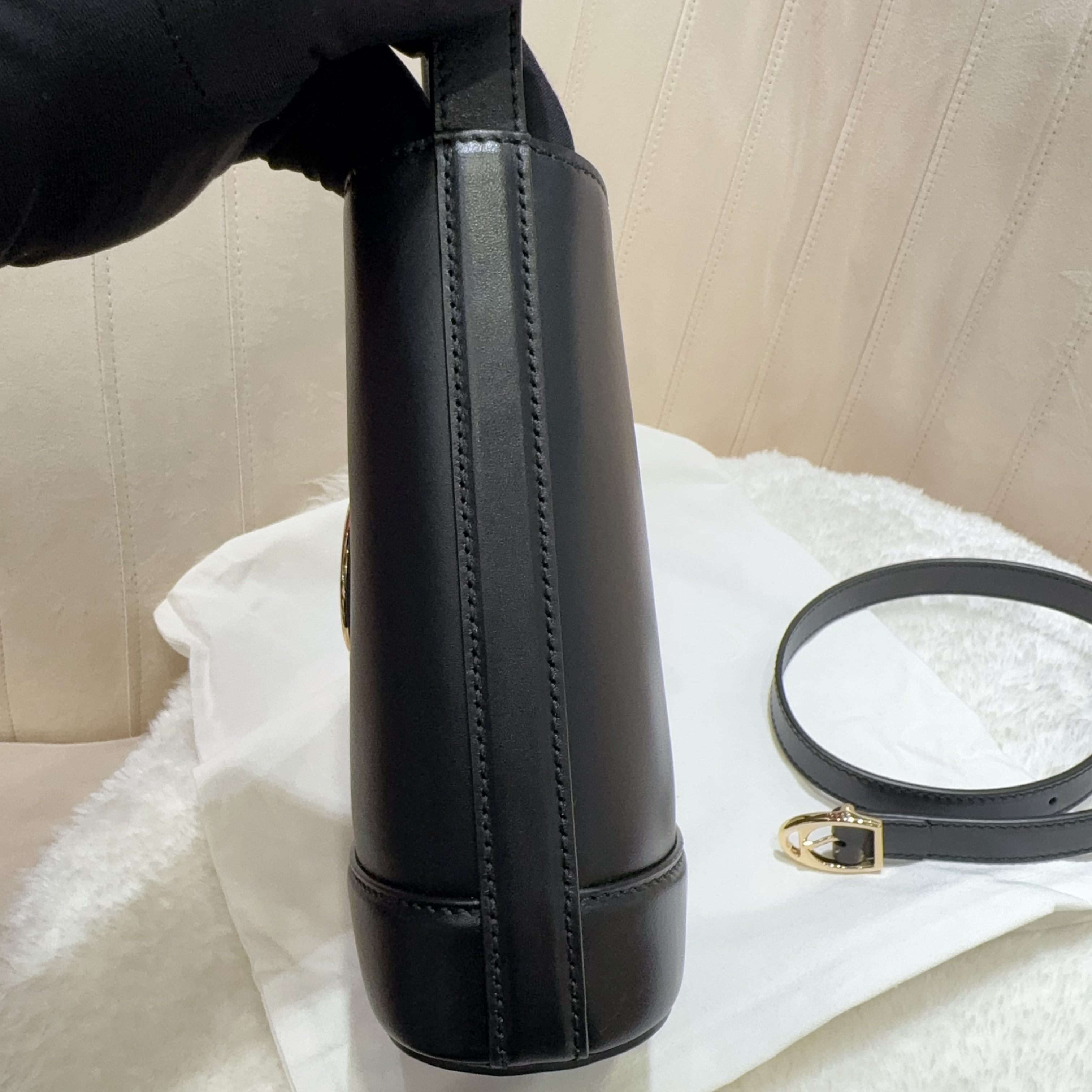 [TOP] GUCCI Mini Bucket Bag Cowhide 18.5 x 20 x 8.5 cm - 5 Colour