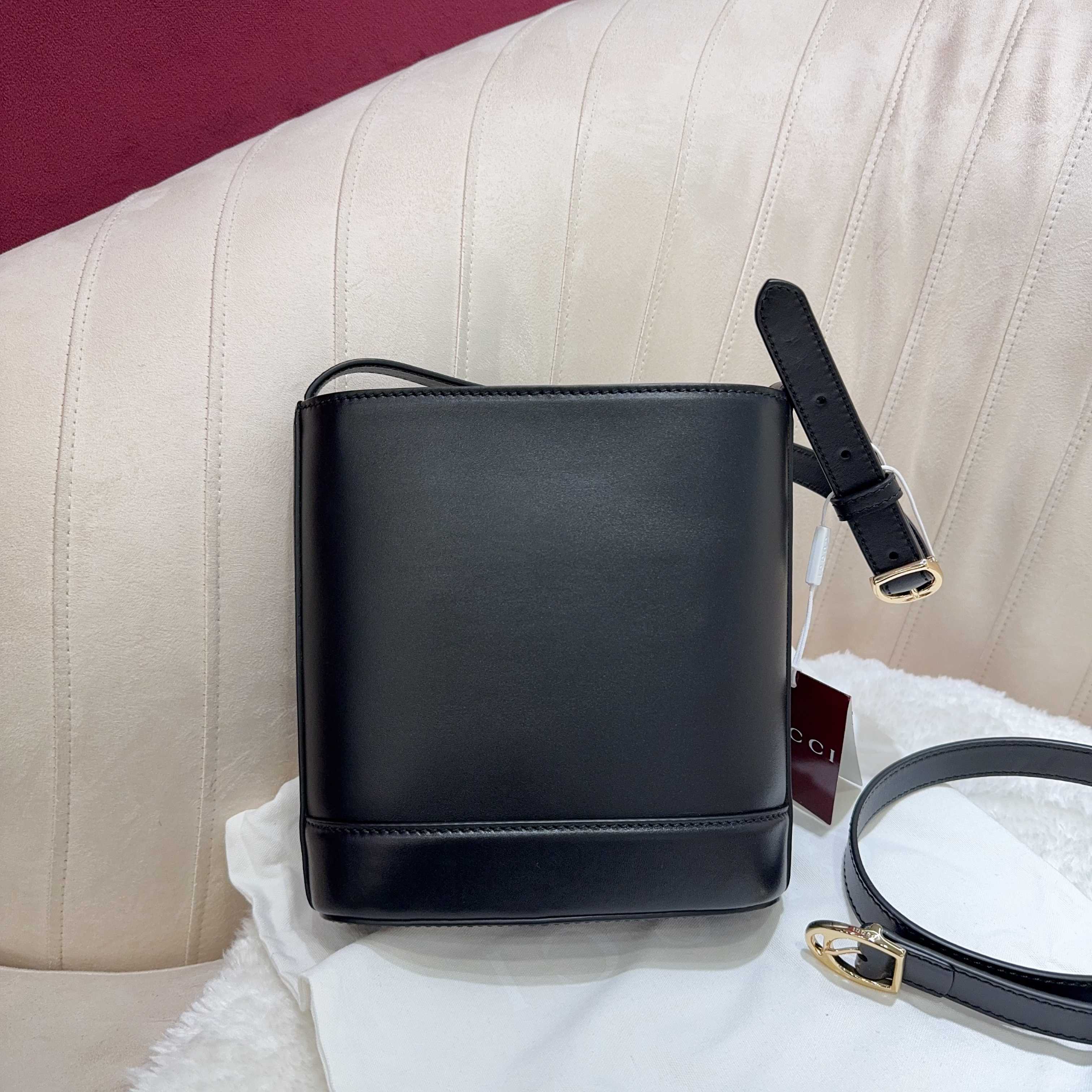 [TOP] GUCCI Mini Bucket Bag Cowhide 18.5 x 20 x 8.5 cm - 5 Colour