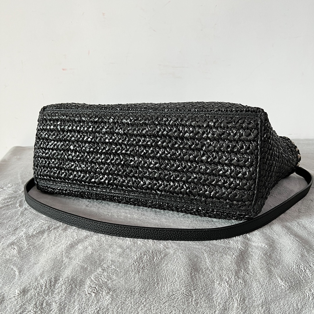 [TOP] VALENTINO Garavani Rockstud Woven Shopping Bag 48*27.5*12.5cm - Black