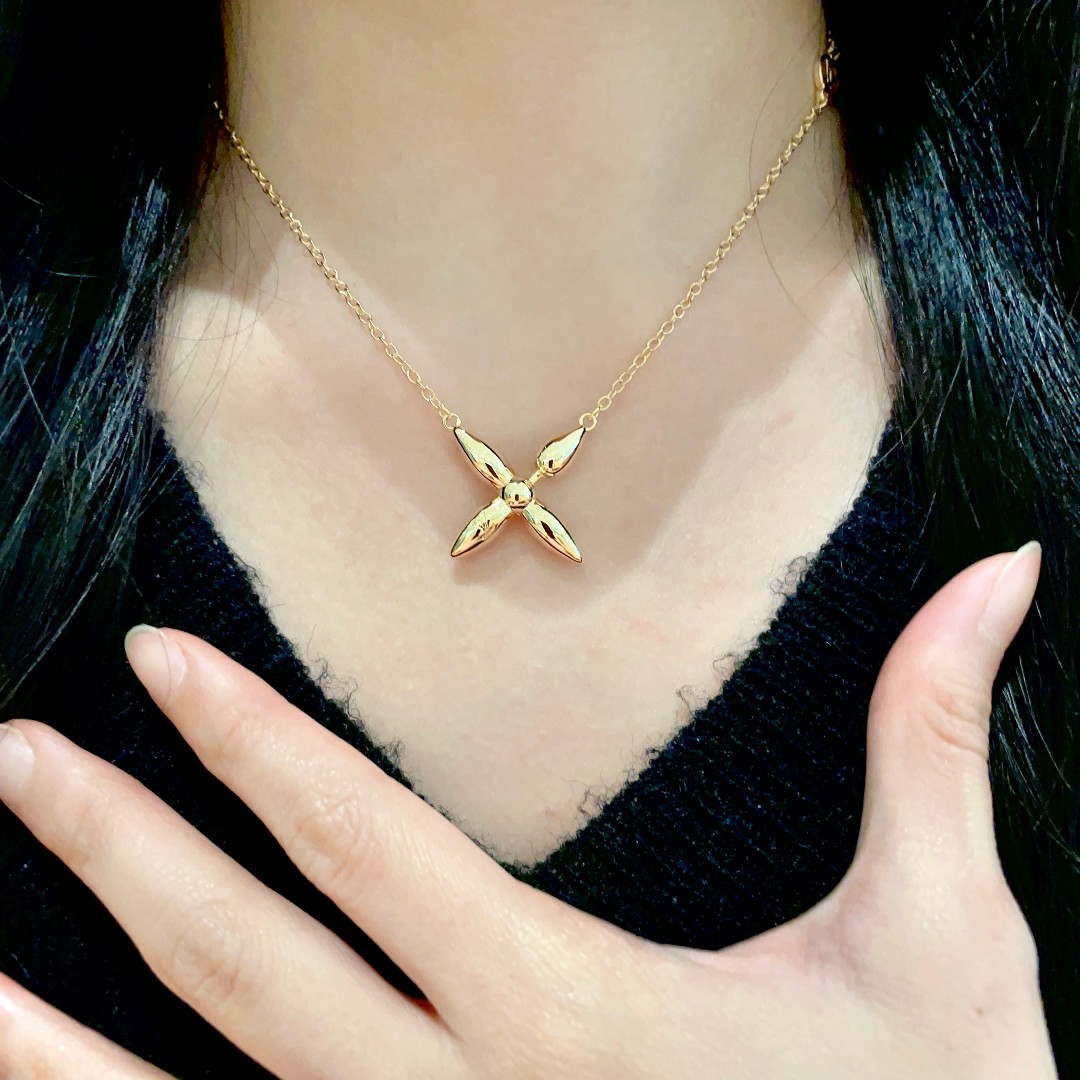 [TOP] Louis Vuitton LV Necklace - Gold
