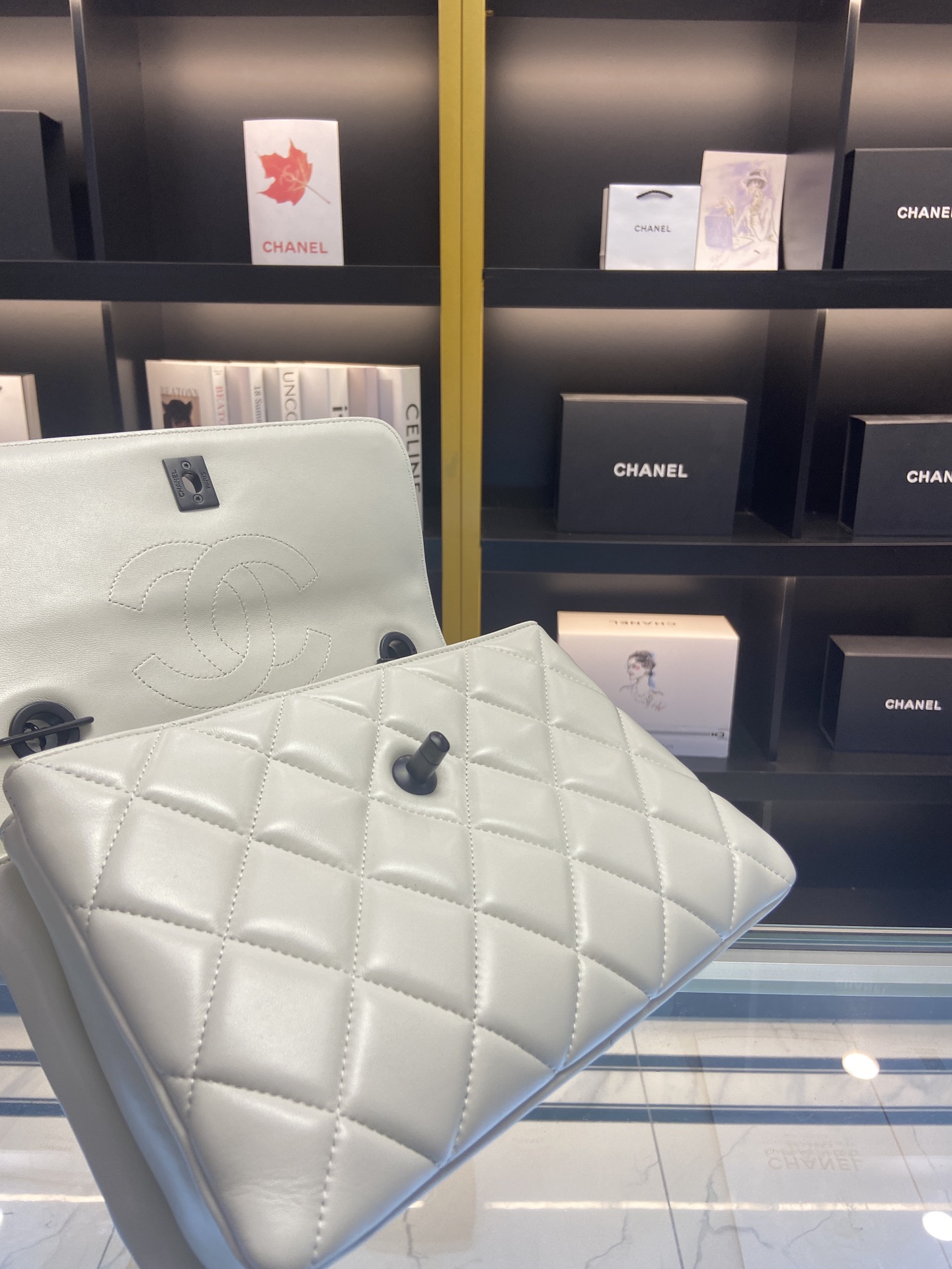 [TOP] CHANEL Trendy CC Handle Bag 25×12×17CM - White