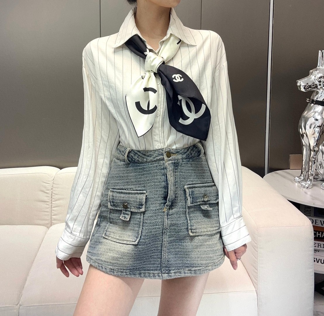 [TOP] CHANEL Silk Scarf 90 x 90 cm - White and Black