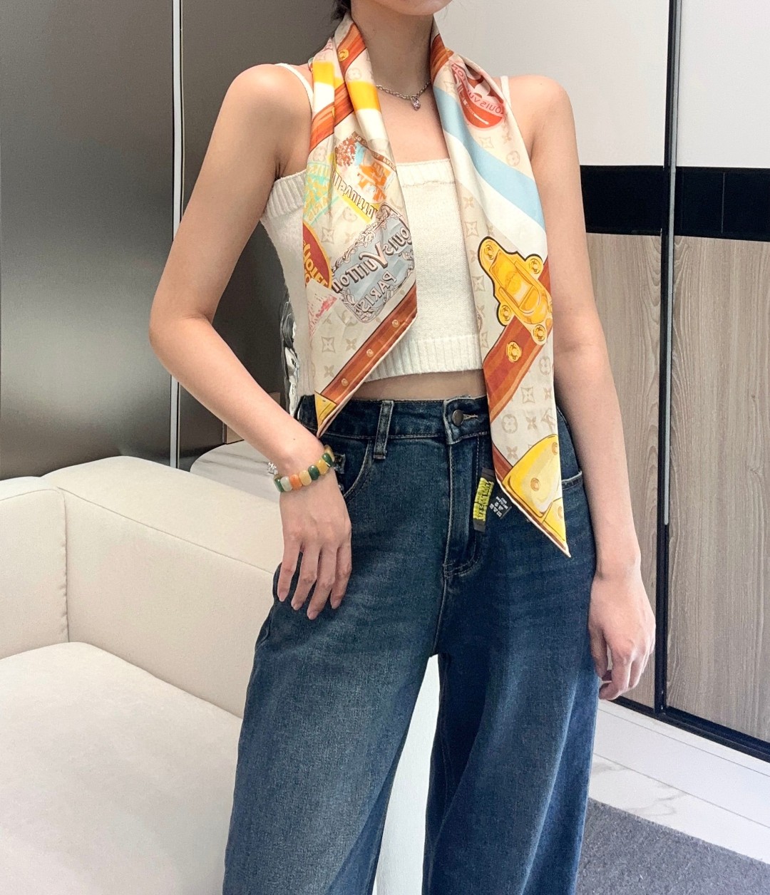 [TOP] Louis Vuitton LV Elysee Palace Hotel Square 90 x 90 cm - White