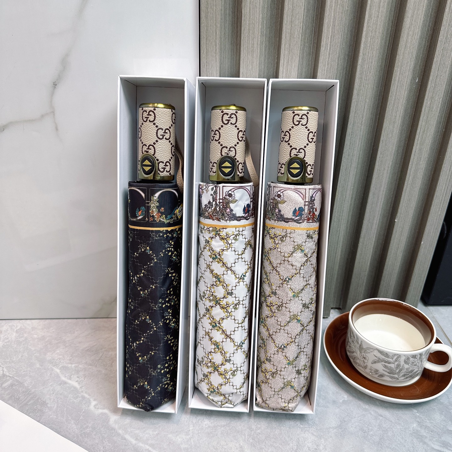 [TOP] GUCCI GG Umbrella - 3 Color