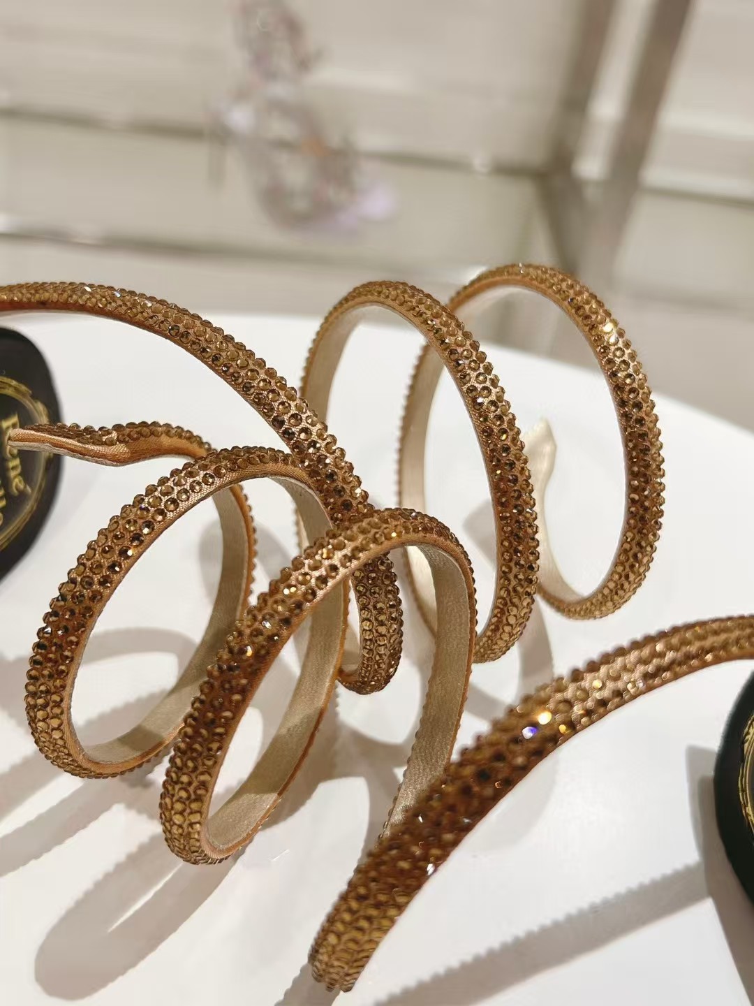 [TOP] Rene Caovilla MARGOT CRYSTAL GOLD PLATFORM SANDAL  - Black