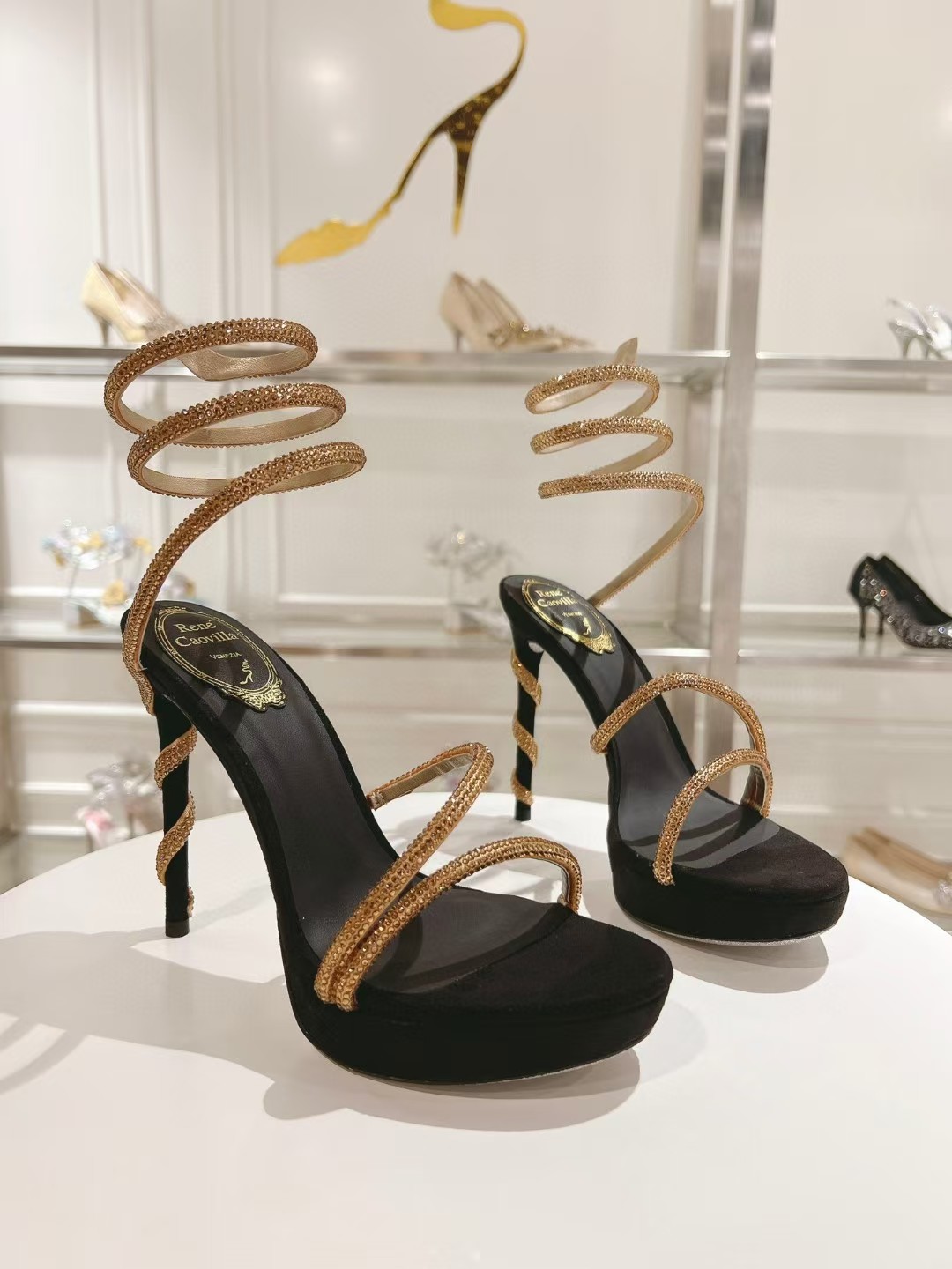 [TOP] Rene Caovilla MARGOT CRYSTAL GOLD PLATFORM SANDAL  - Black