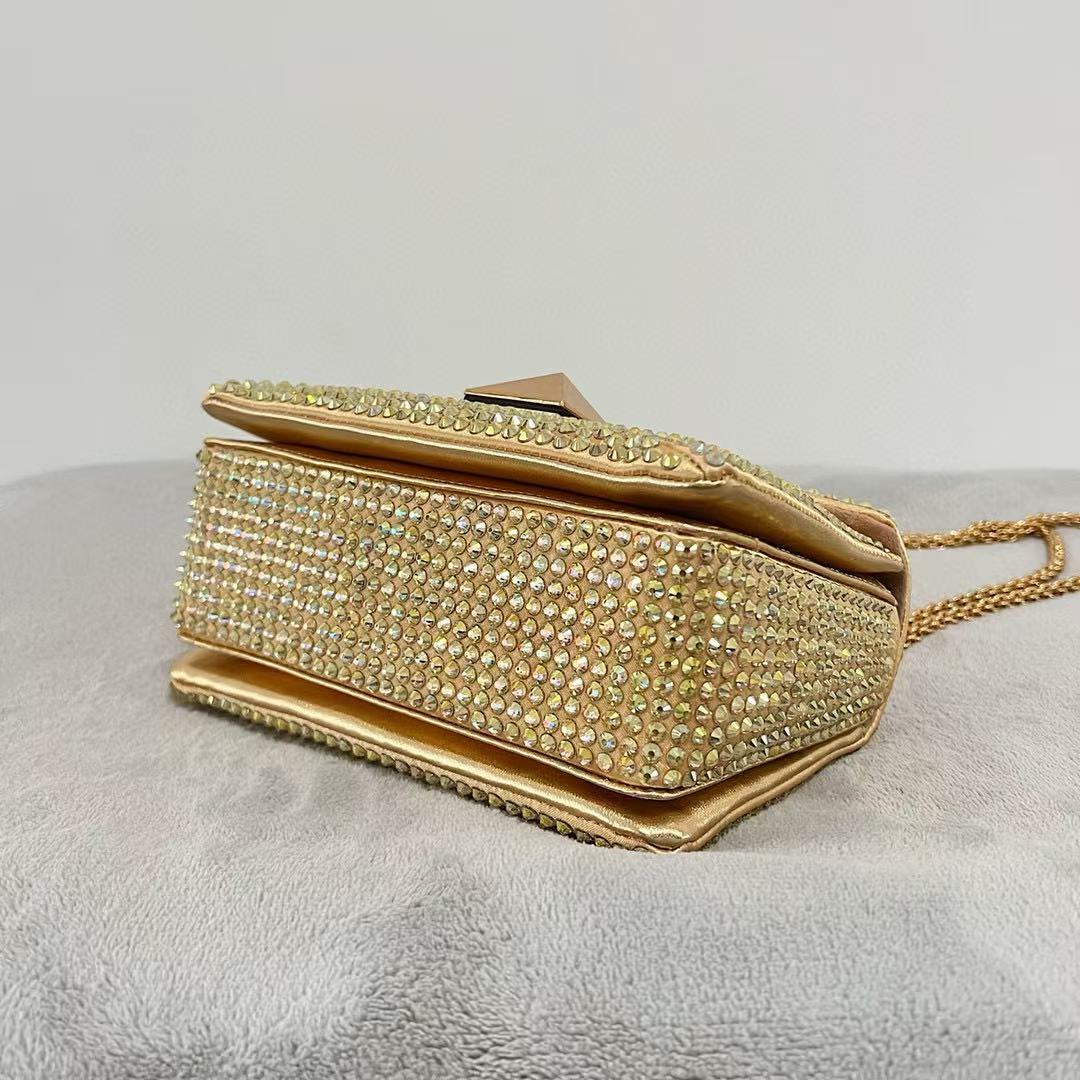 [TOP] VALENTINO One Stud Bag Embroidered Handbag 19x14x11cm - Gold