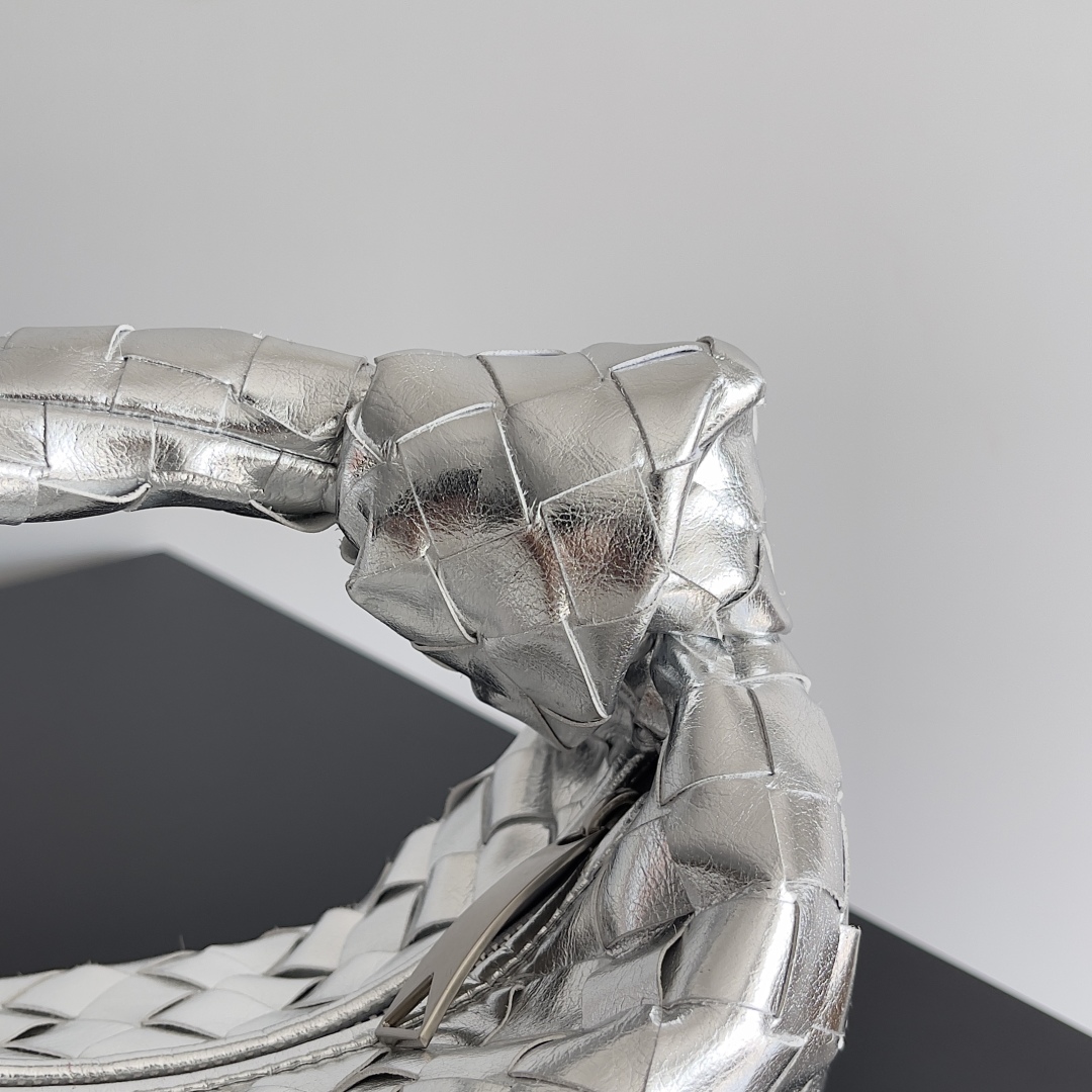 [TOP] Bottega Veneta BV Jodie Bag 26x13x8.5cm /36×21×13cm- Gold/Silver