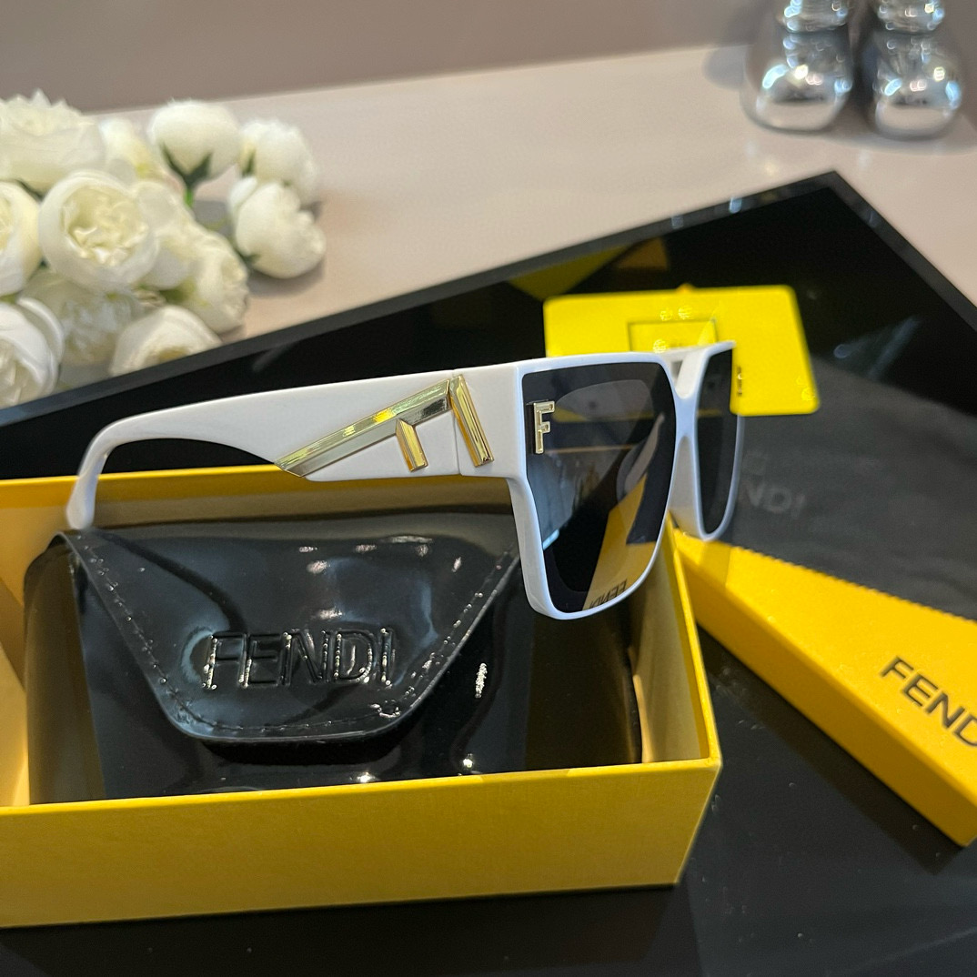[TOP] FENDI Sunglasses - 4 Color