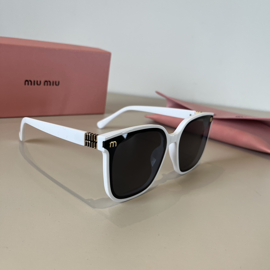 [TOP] Miu Miu Sunglasses - 3 Colors