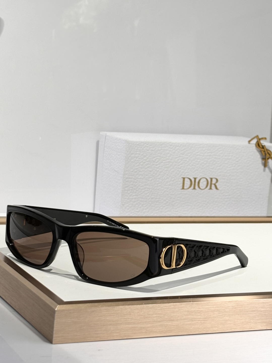 [TOP] Christian Dior Sunglasses - 6 Color