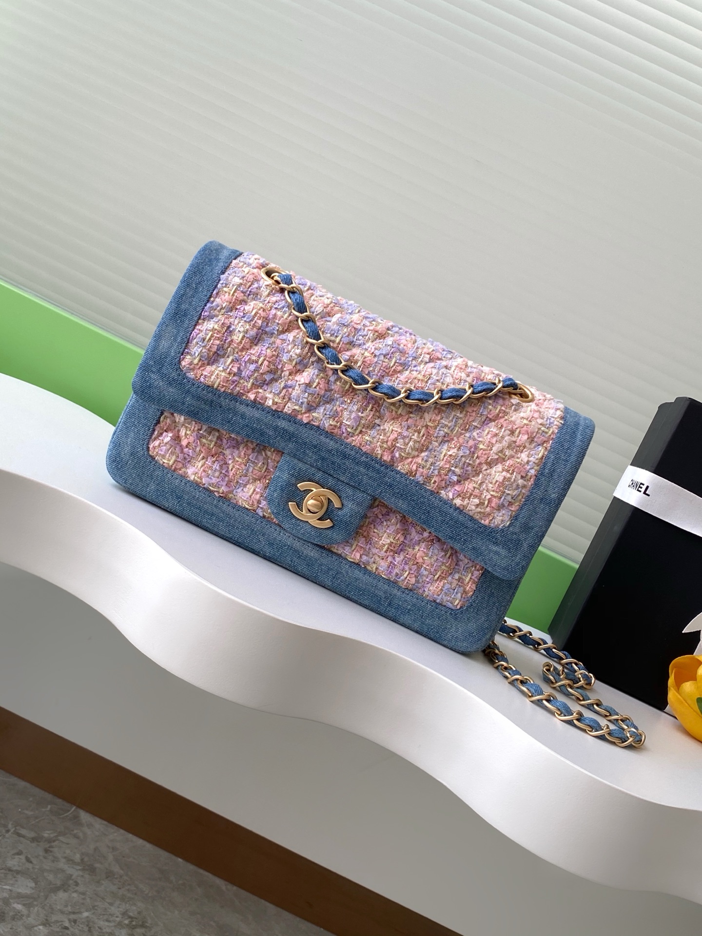 [TOP] CHANEL Flap Bag Denim Patchwork Bag 14x21x8cm - Blue&Pink