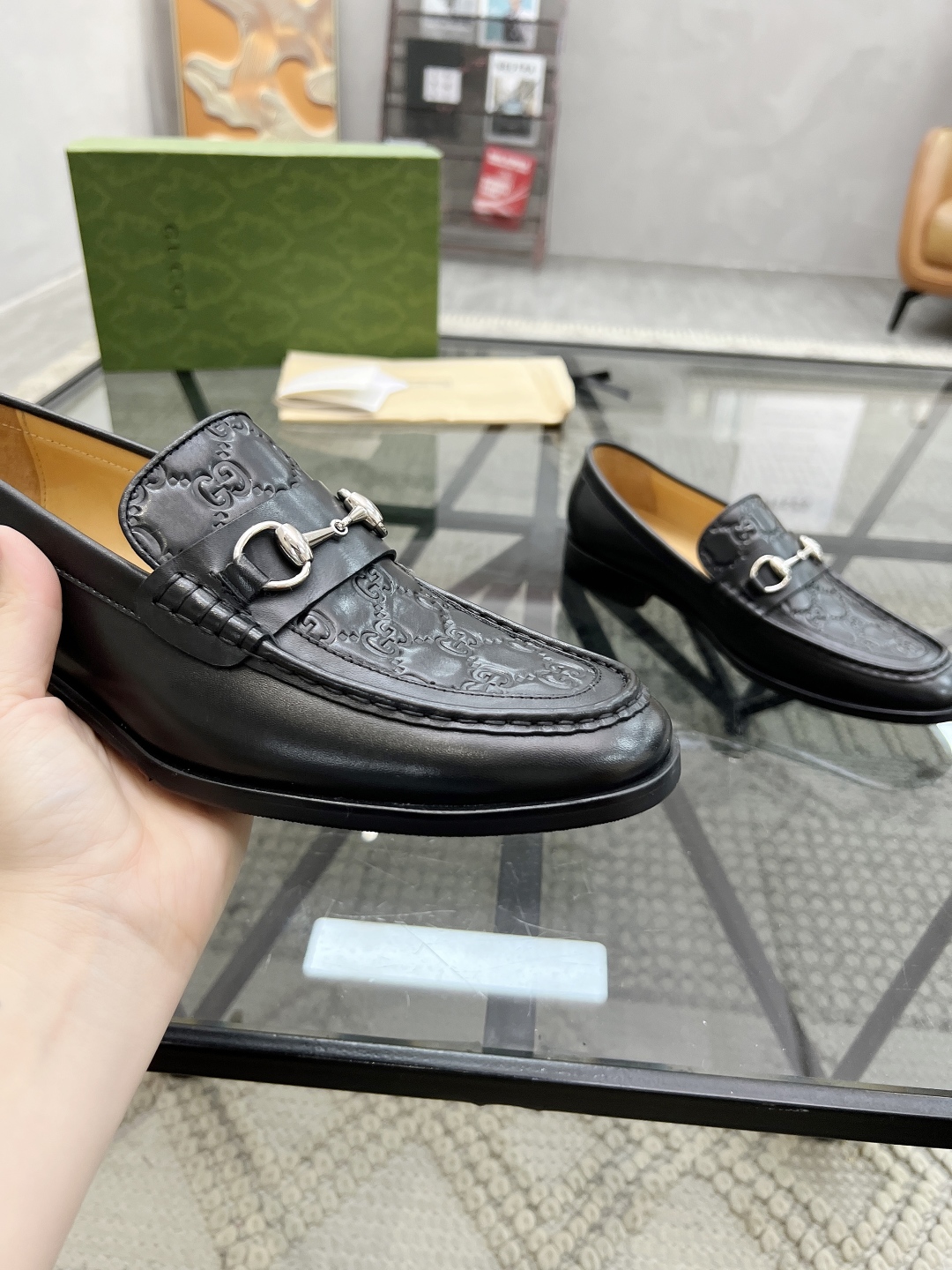 [TOP] GUCCI Men's Casual Leather Shoes - Black