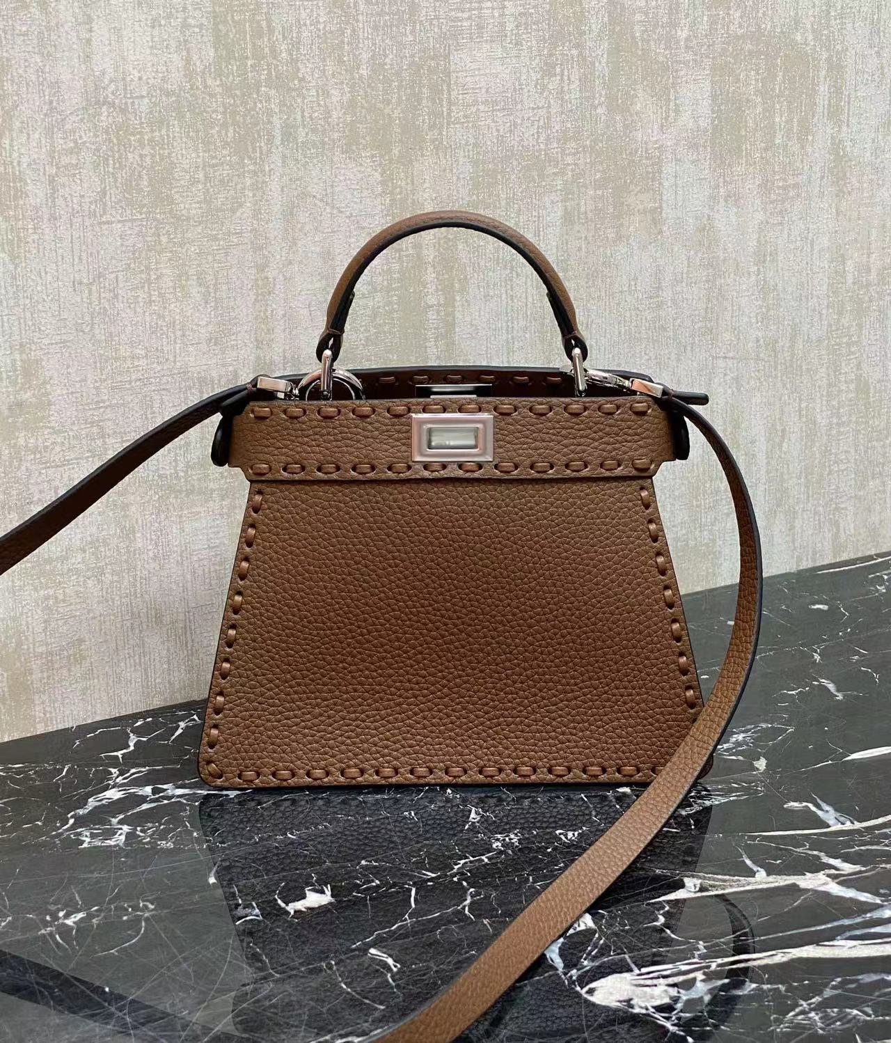 [TOP] FENDI Peekaboo  ISeeU Bag Small 20cm  -3 Colors