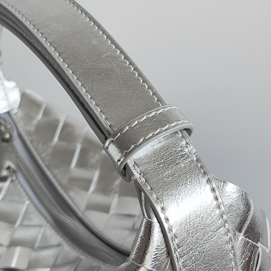 [TOP] Bottega Veneta BV Nappa Bag Lambskin 22x13x9cm - Silver/Gold