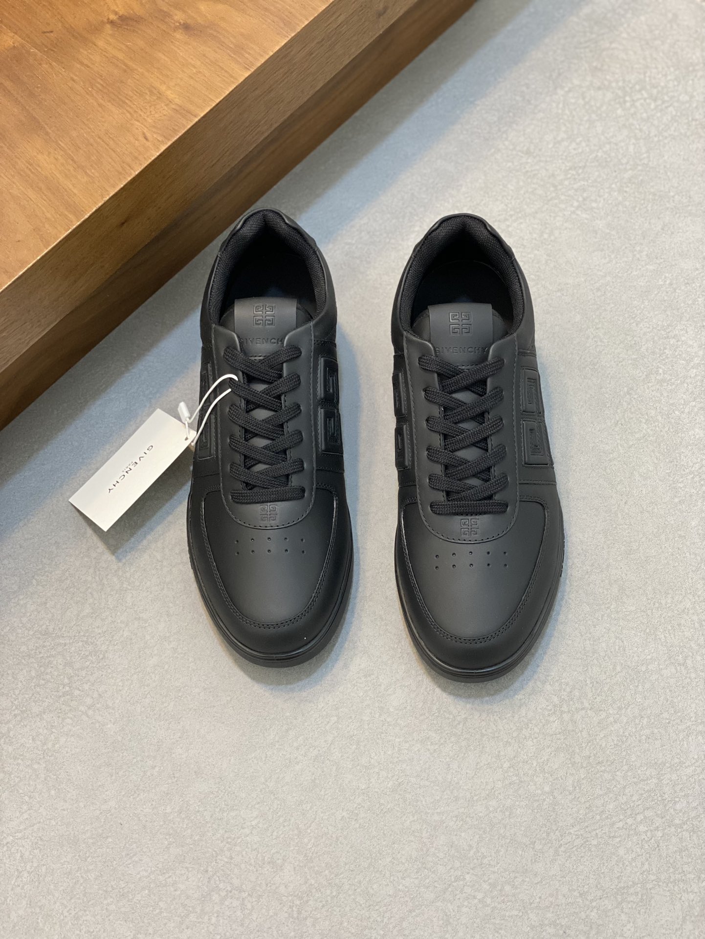 [TOP] GIVENCHY Men's Casual Shoes - 3 Colour