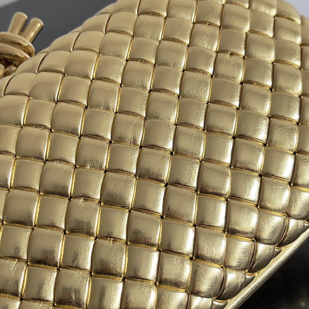 [TOP] Bottega Veneta BV Evening Clutch Bag 20.5x6x12.5cm - Gold/ Silver