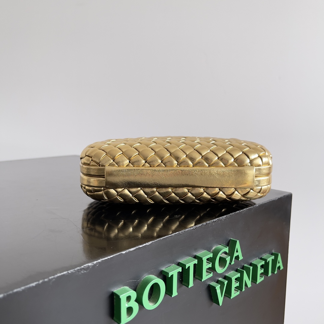 [TOP] Bottega Veneta BV Evening Clutch Bag 20.5x6x12.5cm - Gold/ Silver