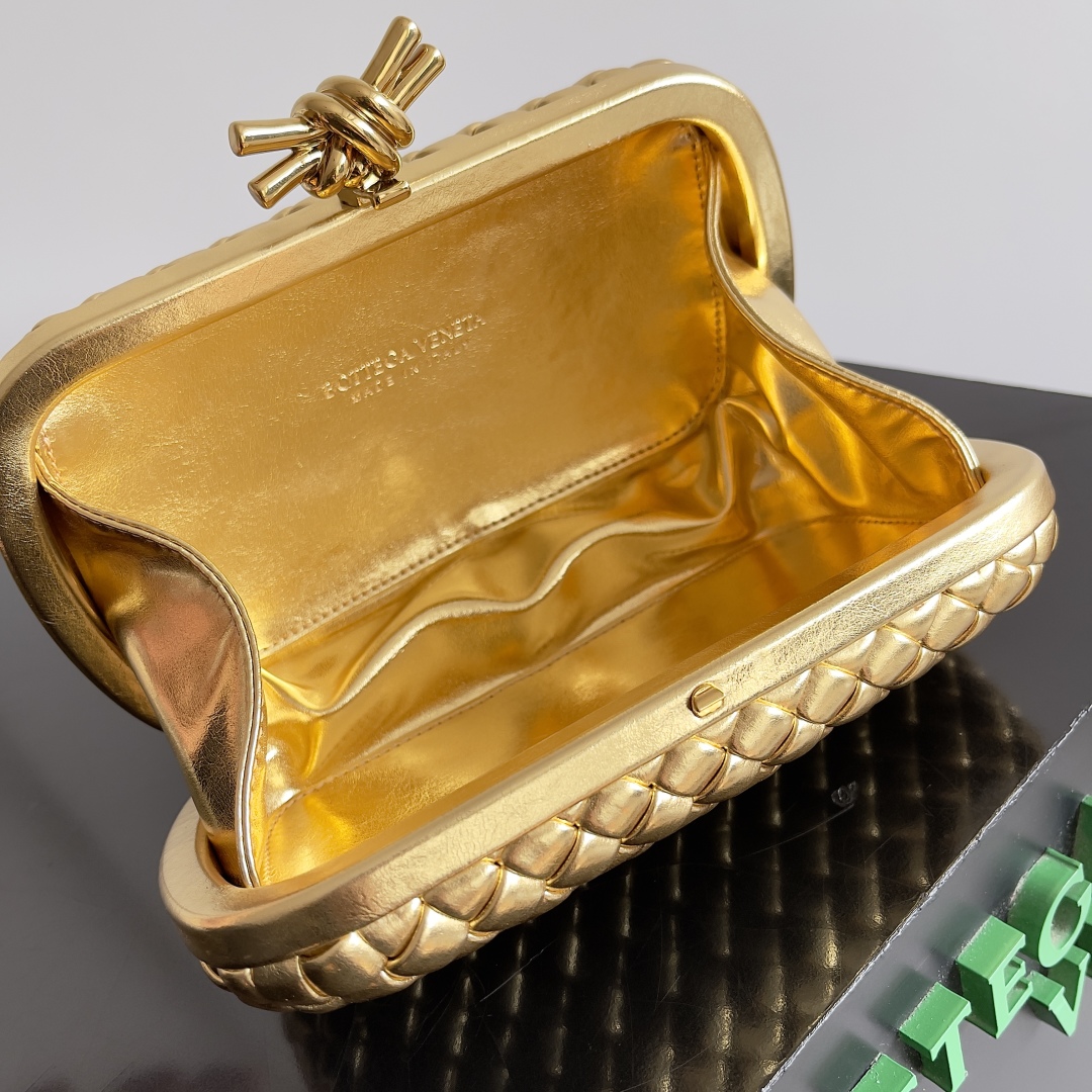 [TOP] Bottega Veneta BV Evening Clutch Bag 20.5x6x12.5cm - Gold/ Silver