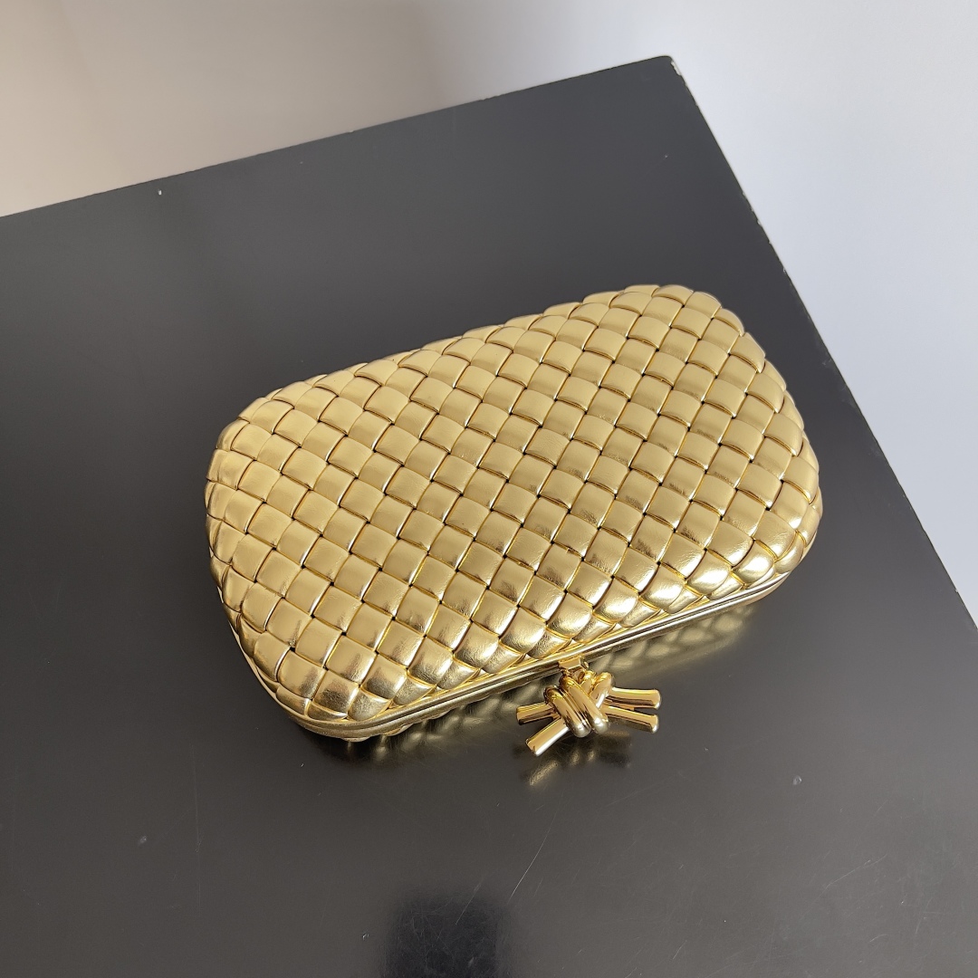 [TOP] Bottega Veneta BV Evening Clutch Bag 20.5x6x12.5cm - Gold/ Silver