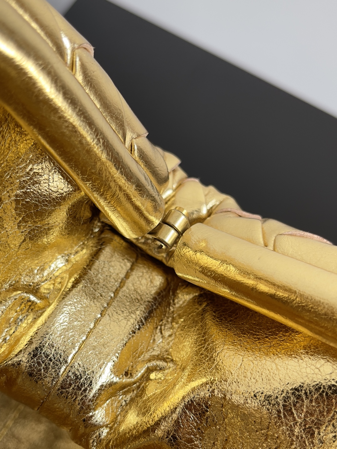 [TOP] Bottega Veneta BV Lauren 1980 Clutch Bag 27x15x8cm/31.5x16.5x11cm - Gold/Silver