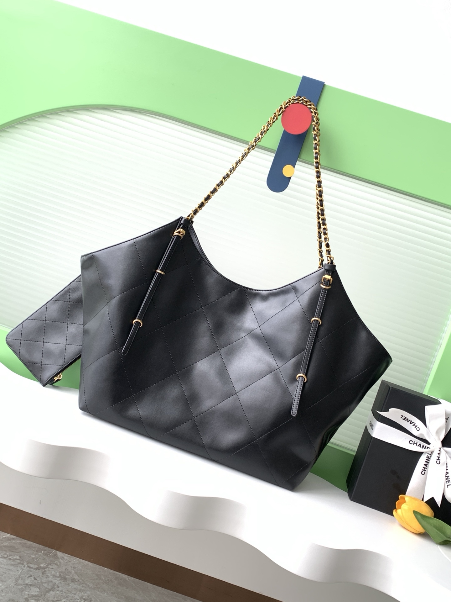[TOP] CHANEL Tote Bag Cowhide 47*31*11cm/59*36*13cm - Black&GHW