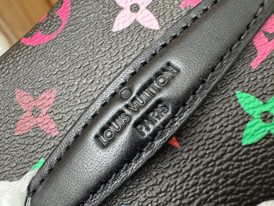 [TOP] Louis Vuitton LV Nice Nano Bag 14x10.2x8.5cm - Black