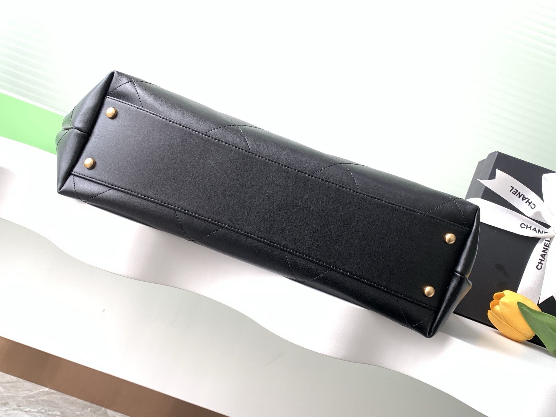 [TOP] CHANEL Tote Bag Cowhide 47*31*11cm/59*36*13cm - Black&GHW