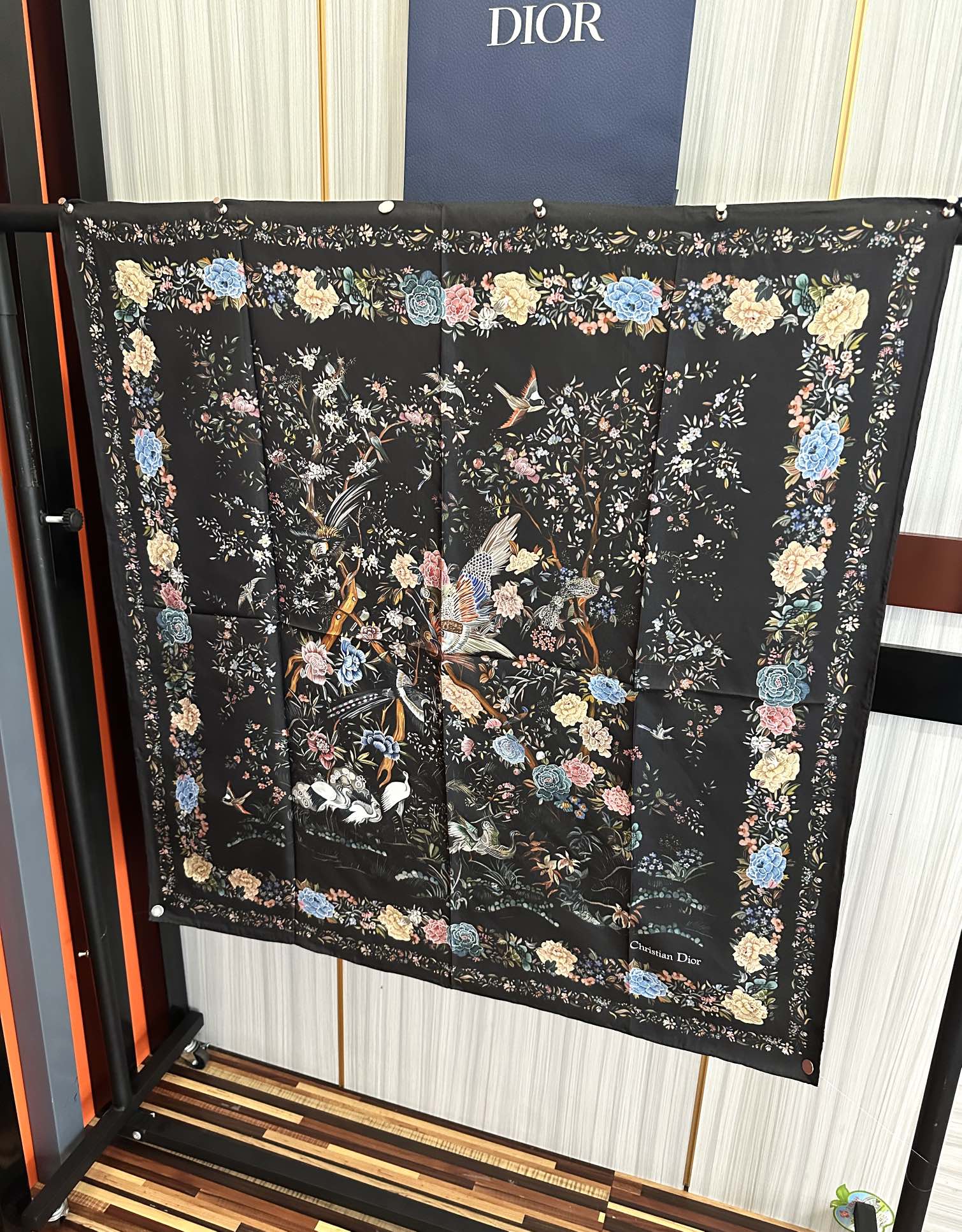 [TOP] Christian Dior JARDIN D'HIVER Scarf 90 x 90 cm - 2 Colours