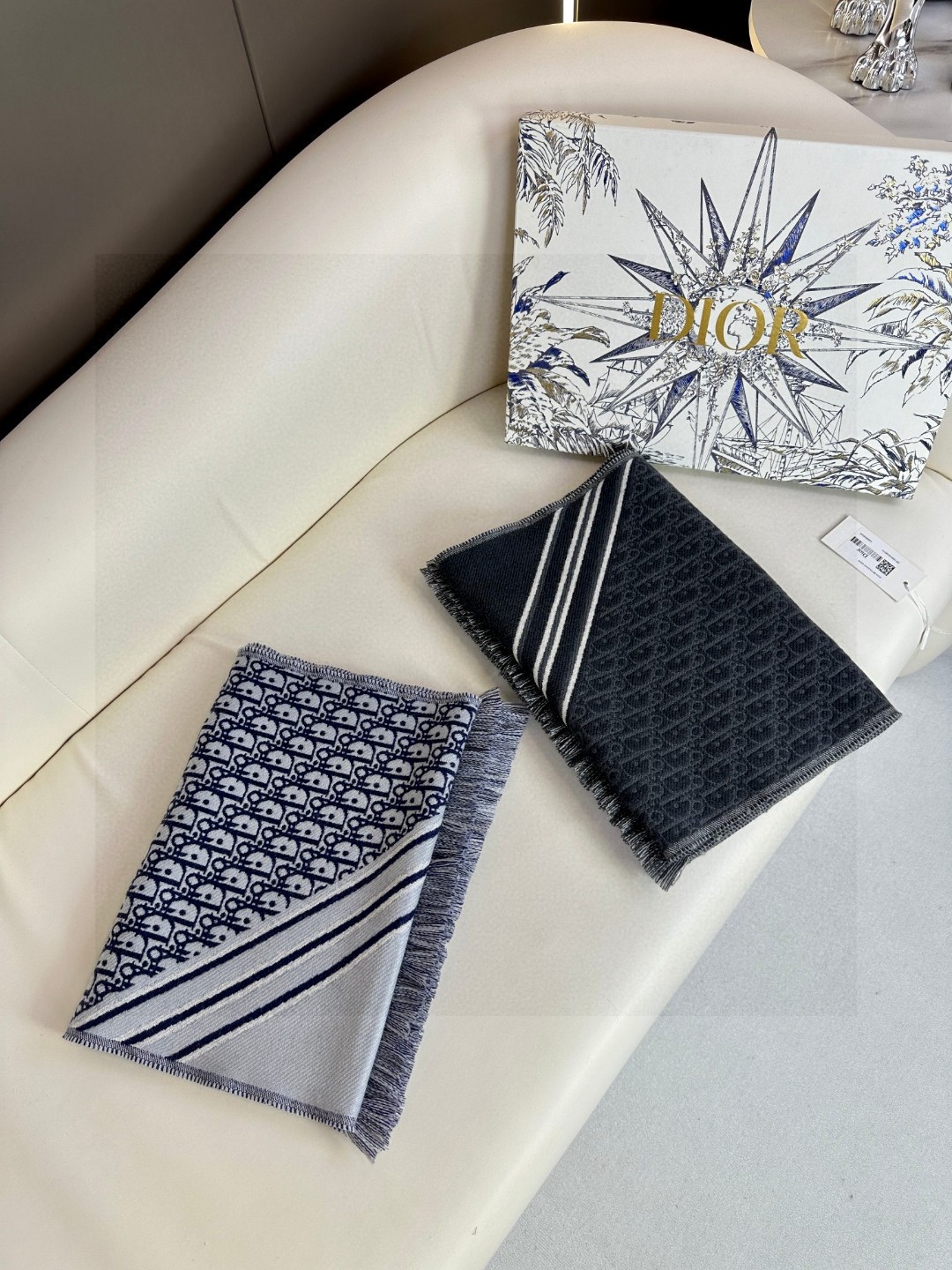 [TOP] Christian Dior Men's/Women's Scarf 33x200 cm - 2 Colors