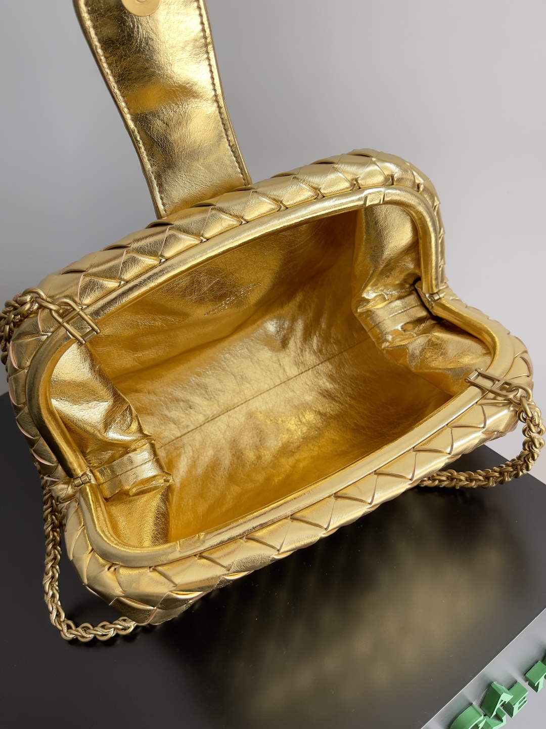 [TOP] Bottega Veneta BV Lauren 1980 Clutch Bag 27x15x8cm/31.5x16.5x11cm - Gold/Silver