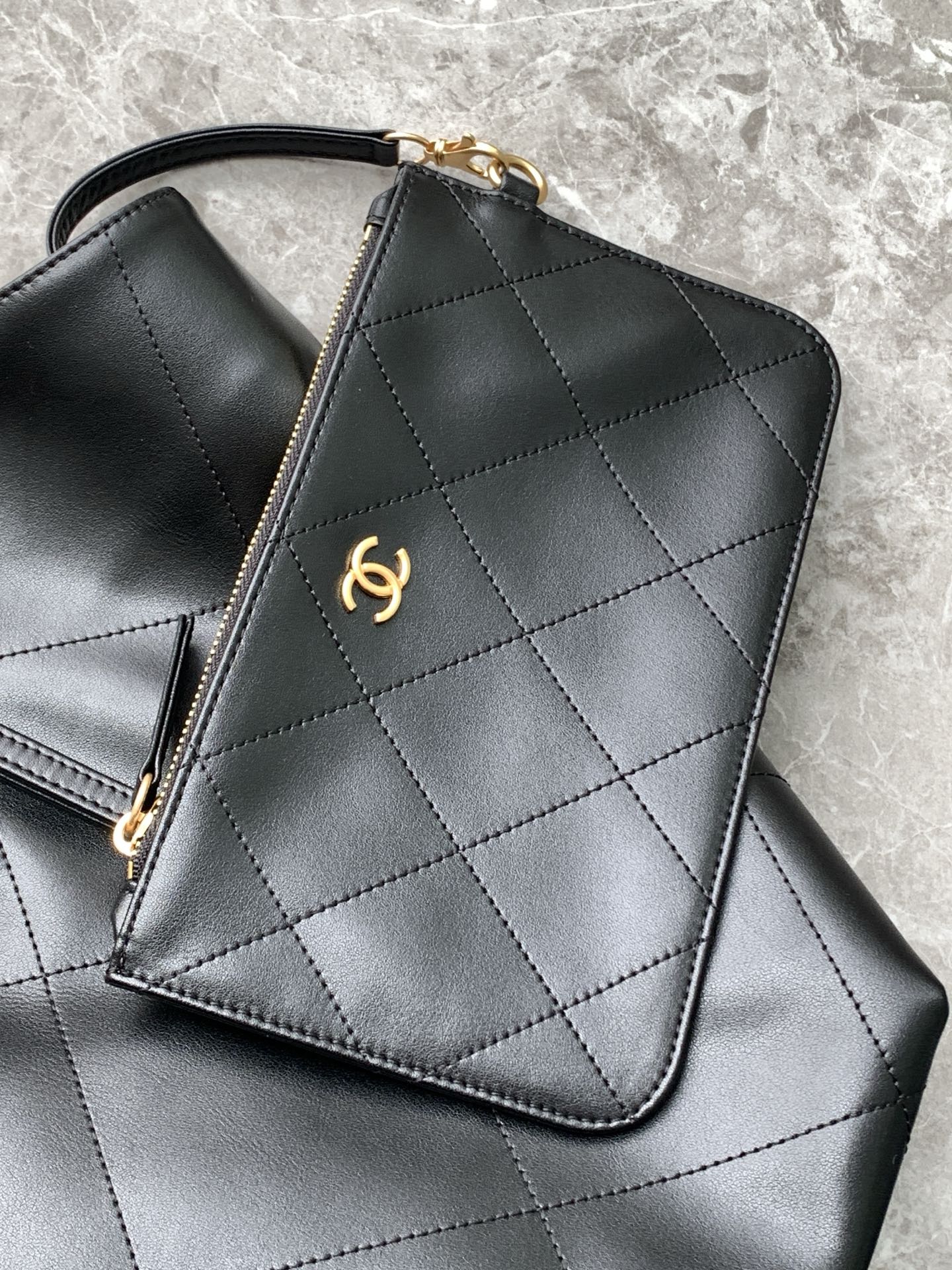 [TOP] CHANEL Tote Bag Cowhide 47*31*11cm/59*36*13cm - Black&GHW