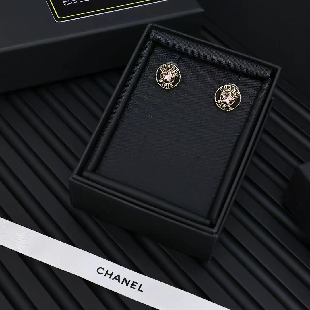 [TOP] CHANEL Earrings- Gold
