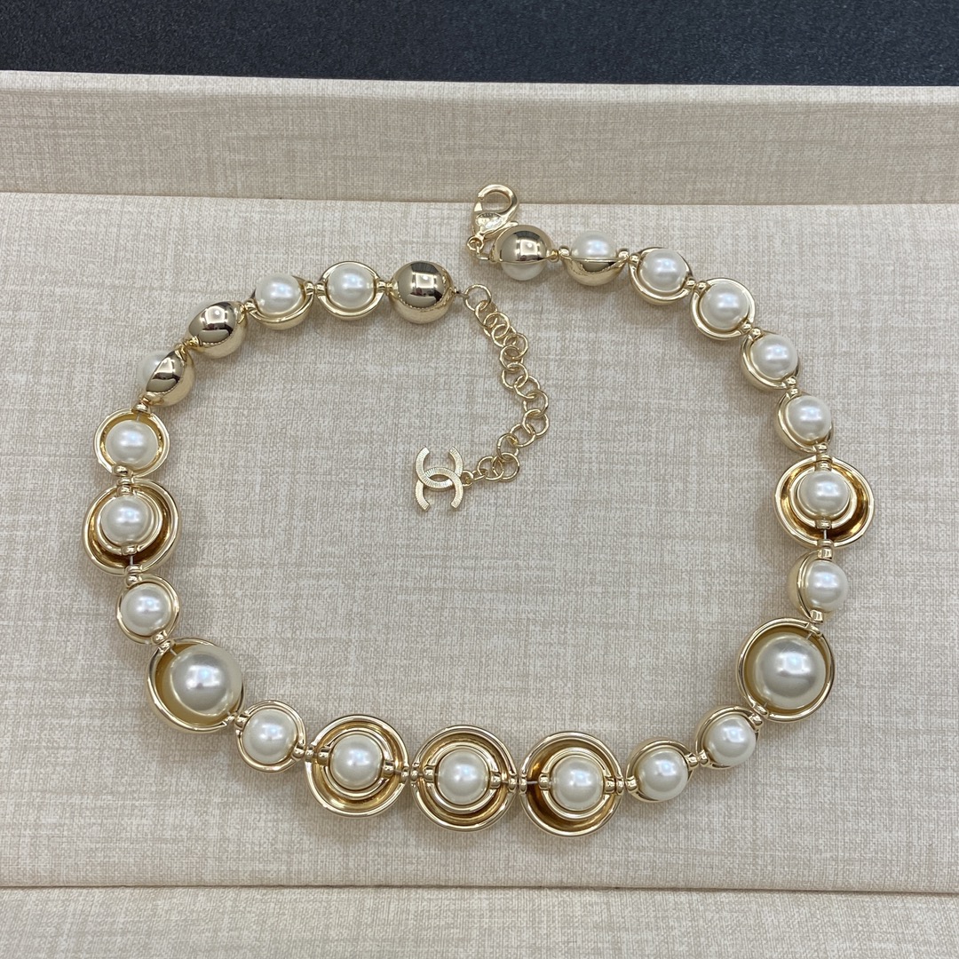 [TOP] CHANEL Necklace - Gold