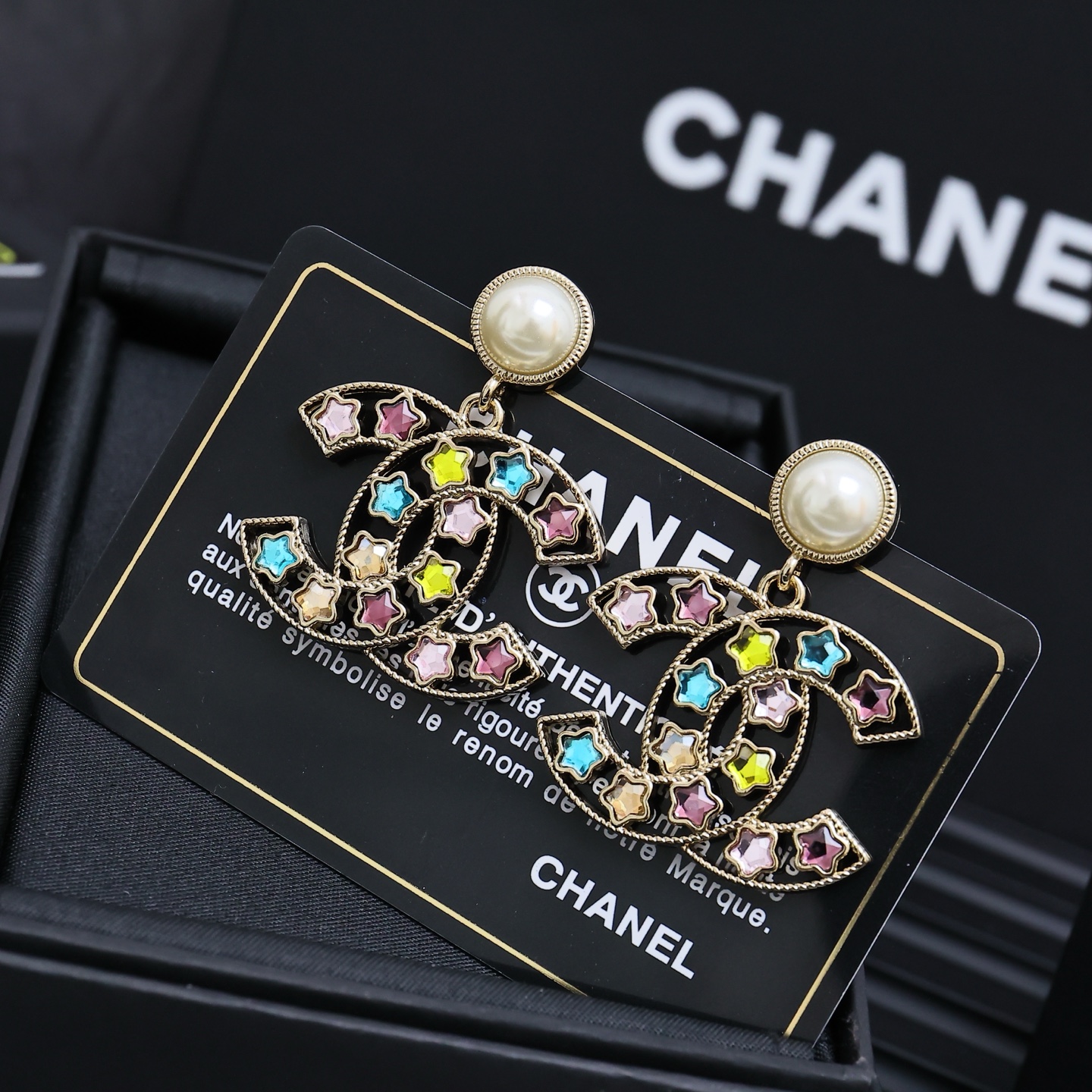 [TOP] CHANEL Earrings- Gold