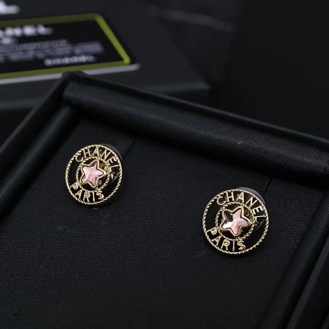 [TOP] CHANEL Earrings- Gold