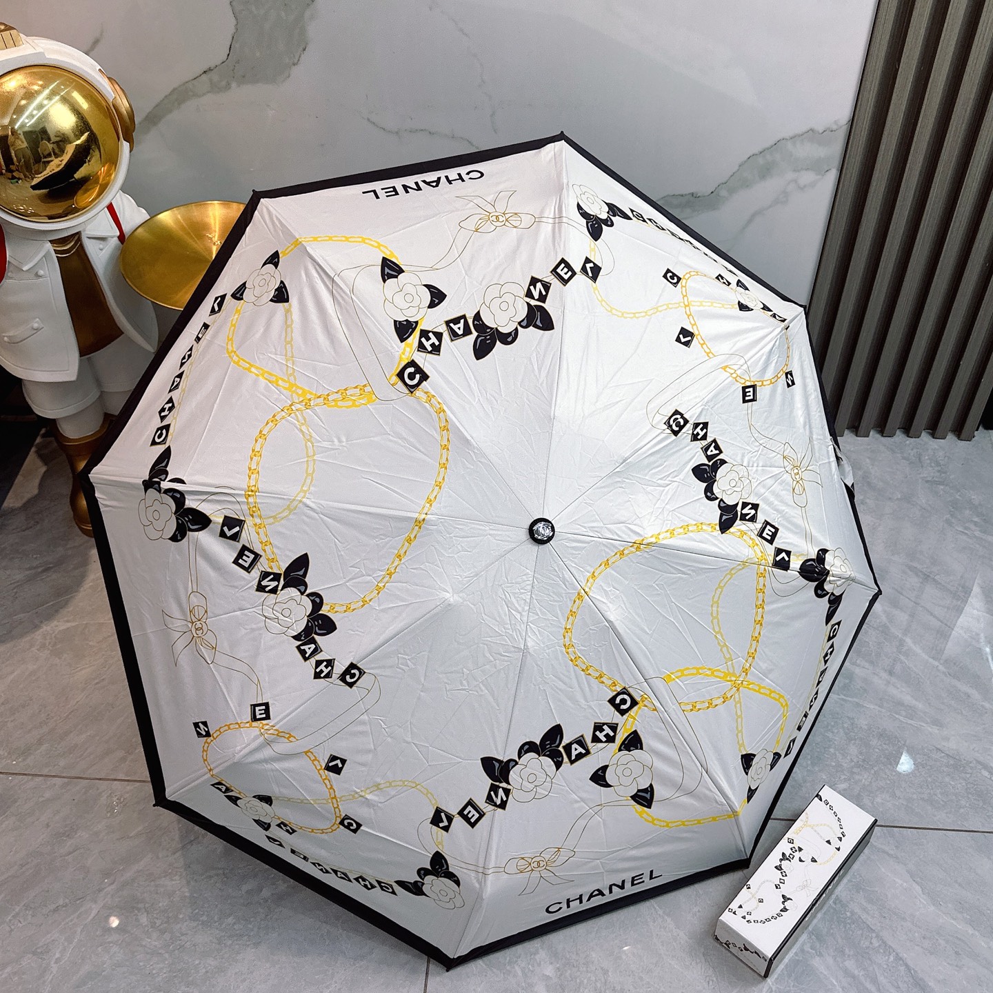 [TOP] CHANEL Umbrella - 2 Colors