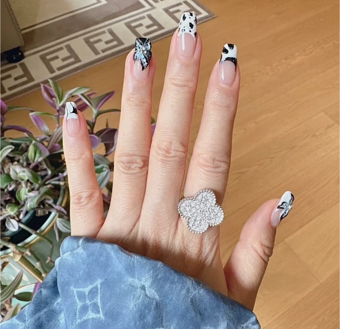 [TOP] Van Cleef & Arpels Magic Alhambra Ring  - Silver