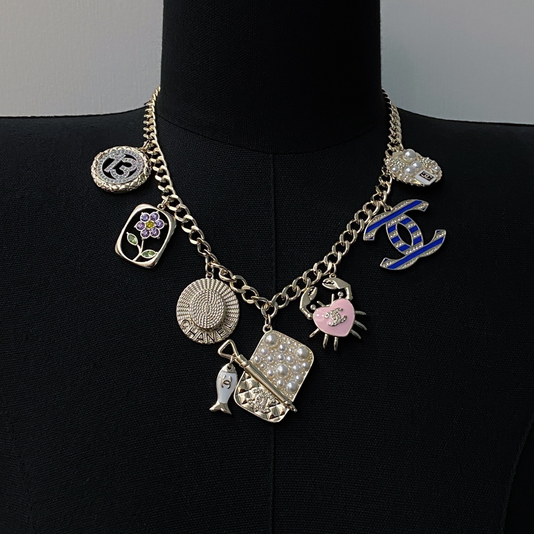 [TOP] CHANEL Necklace - Gold