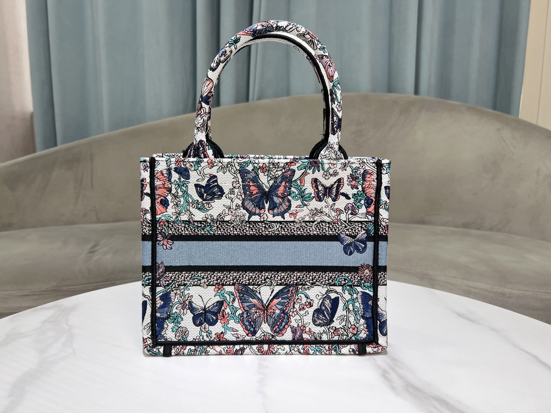 [TOP] Christian Dior  Book Tote Bag - 3 Sizes - White and Blue