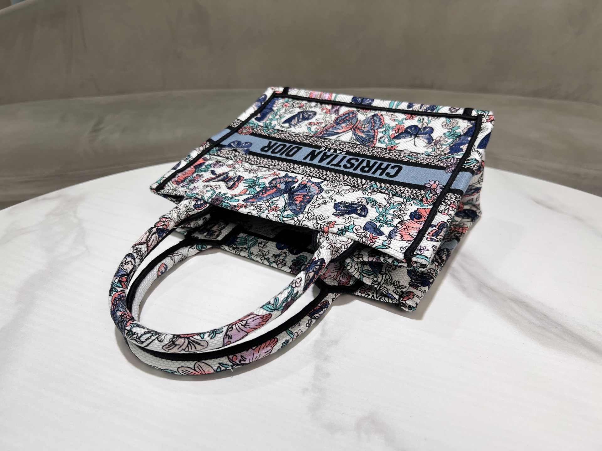 [TOP] Christian Dior  Book Tote Bag - 3 Sizes - White and Blue