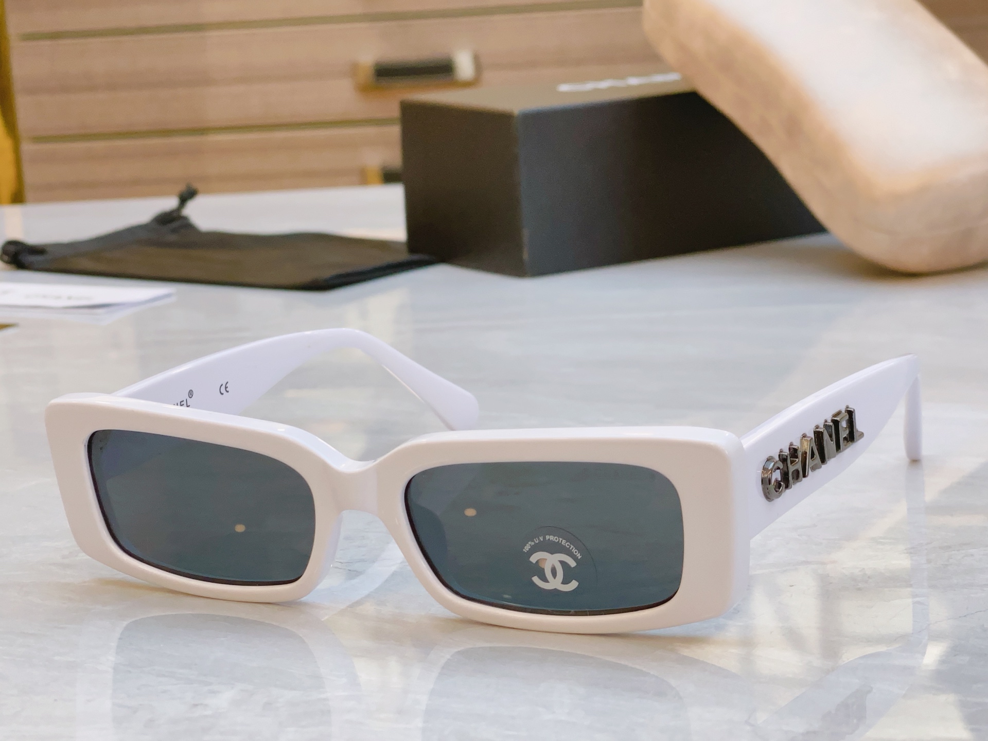 [TOP] CHANEL Sunglasses - 6 Colors