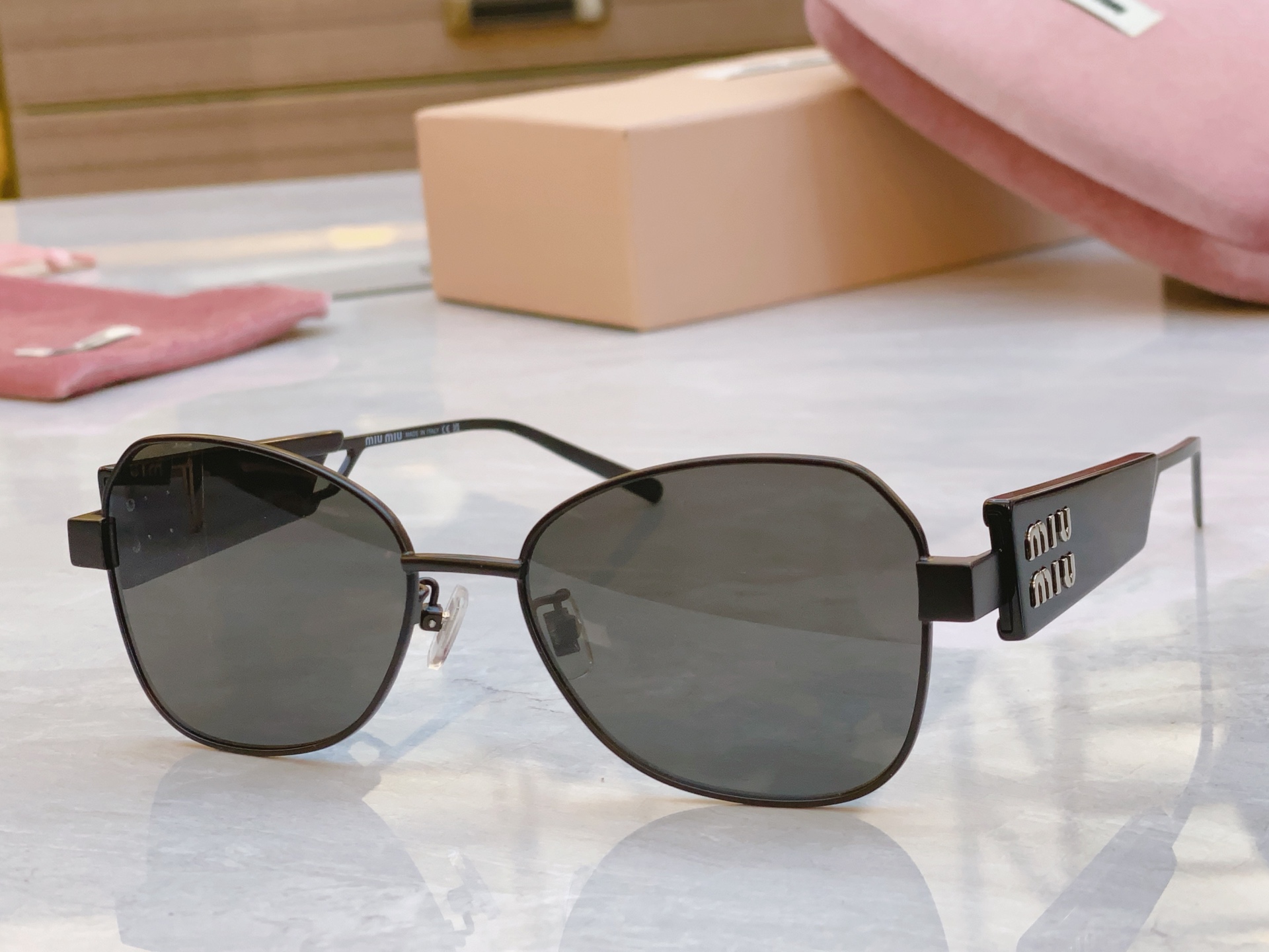 [TOP] Miu Miu Sunglasses - 6 Colors