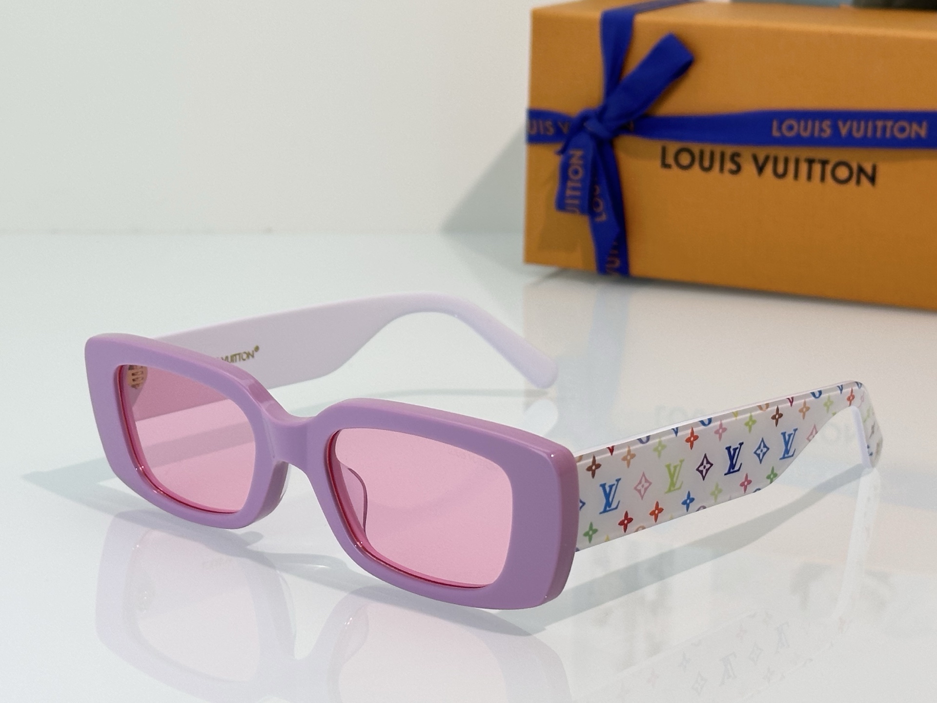 [TOP] Louis Vuitton LV Sunglasses - 3 Color