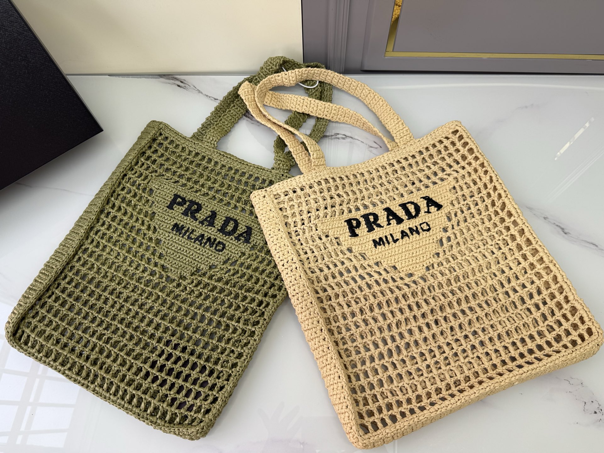 [Top] PRADA Weave Tote Bag 38x36x3cm - 3 Colour